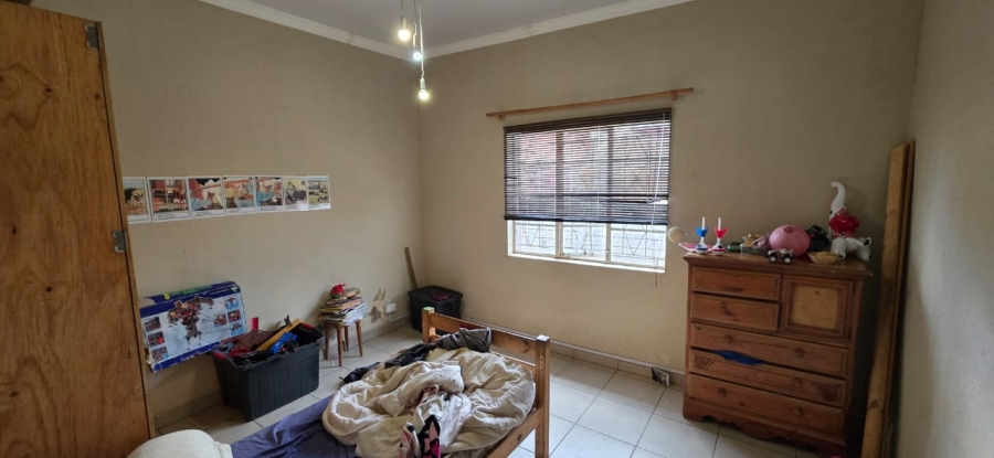 5 Bedroom Property for Sale in Elandia North West